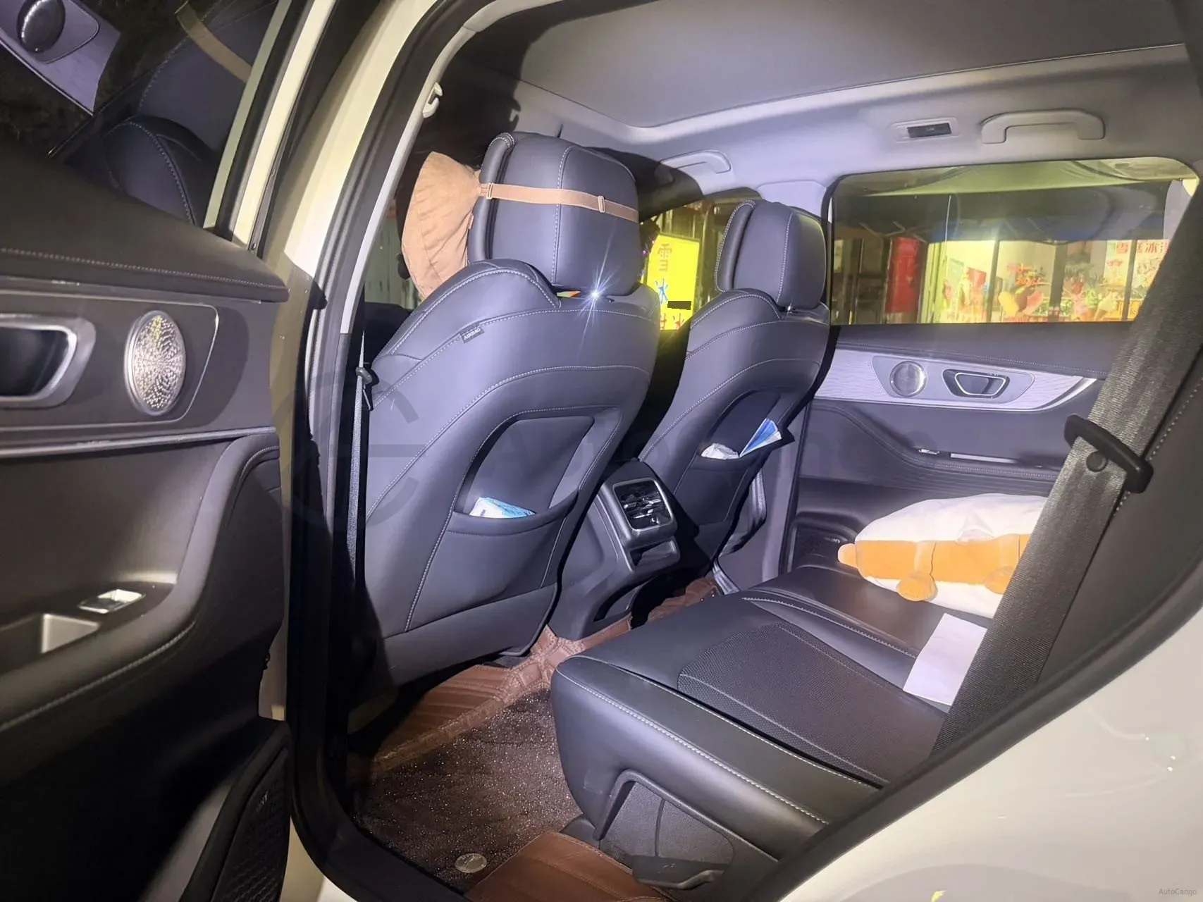 2024 Chery Tiggo 8 Plus 1.6T 197HP L4 7DCT,autocango,china used car exporter,china ev exporter,chinese used car exporter,chinese used ev exporter