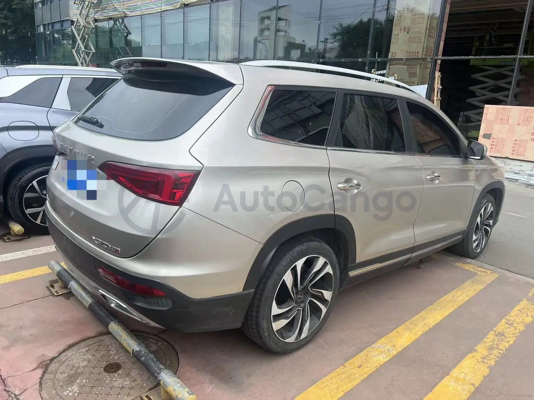2019 Jetour X90 1.5T 156HP L4 6MT,autocango,china used car exporter,china ev exporter,chinese used car exporter,chinese used ev exporter