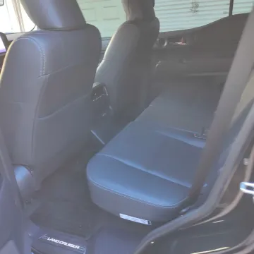 2025 Toyota Land Cruiser Prado 2.4T 282HP L4 8AT Hybrid 5.1KWH,autocango,china used car exporter,china ev exporter,chinese used car exporter,chinese used ev exporter