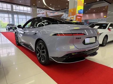 2025 Avatr 06 REEV 156HP REEV,autocango,china used car exporter,china ev exporter,chinese used car exporter,chinese used ev exporter