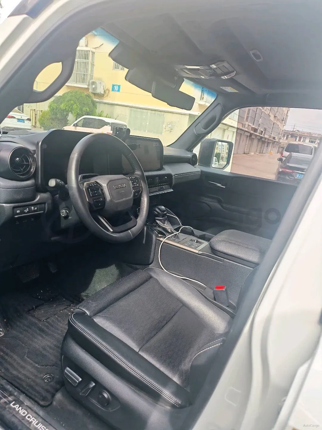 2025 Toyota Land Cruiser Prado 2.4T 282HP L4 8AT Hybrid 5.1KWH,autocango,china used car exporter,china ev exporter,chinese used car exporter,chinese used ev exporter