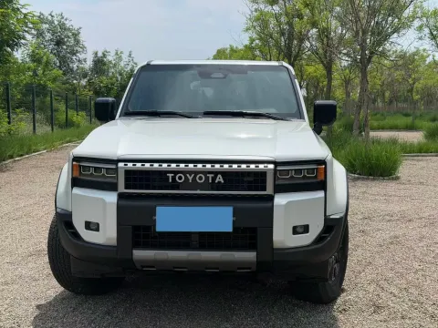 2024 Toyota Land Cruiser Prado 2.4T 282HP L4 8AT Hybrid