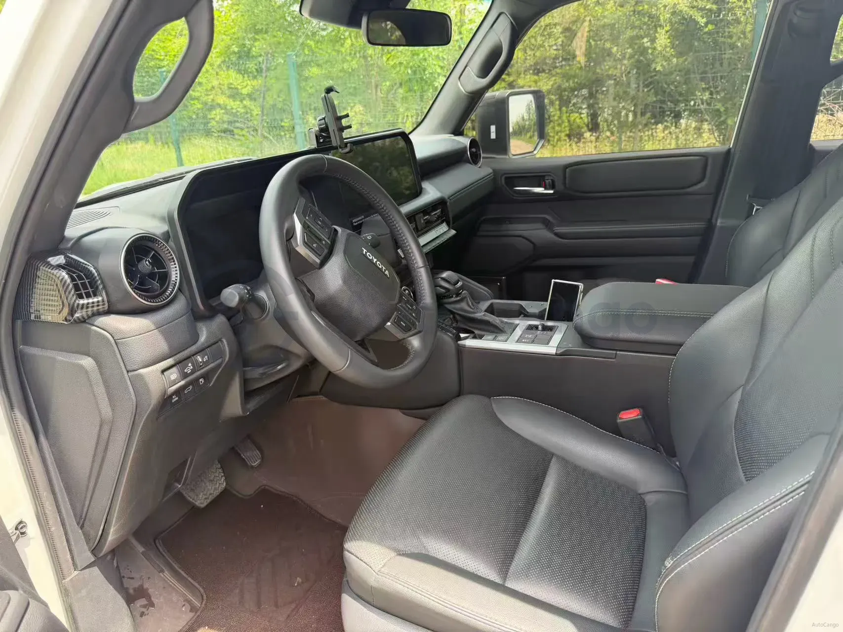 2024 Toyota Land Cruiser Prado 2.4T 282HP L4 8AT Hybrid,autocango,china used car exporter,china ev exporter,chinese used car exporter,chinese used ev exporter
