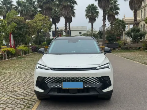 2022 BeiJing Auto Rubik 1.5T 188HP L4 7DCT