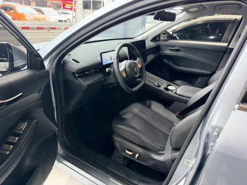 2024 Toyota Levin 1.8L 98HP L4 E-CVT Hybrid,autocango,china used car exporter,china ev exporter,chinese used car exporter,chinese used ev exporter