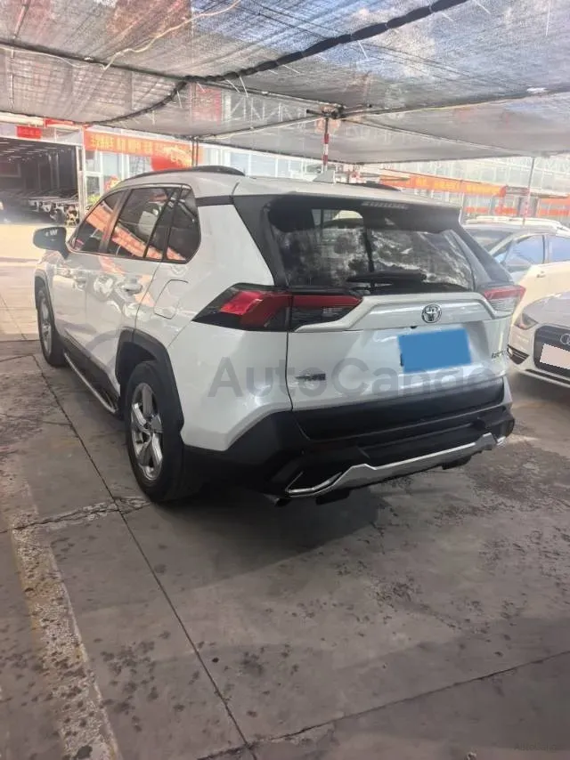 2021 Toyota RAV4 2.0L 171HP L4 CVT,autocango,china used car exporter,china ev exporter,chinese used car exporter,chinese used ev exporter