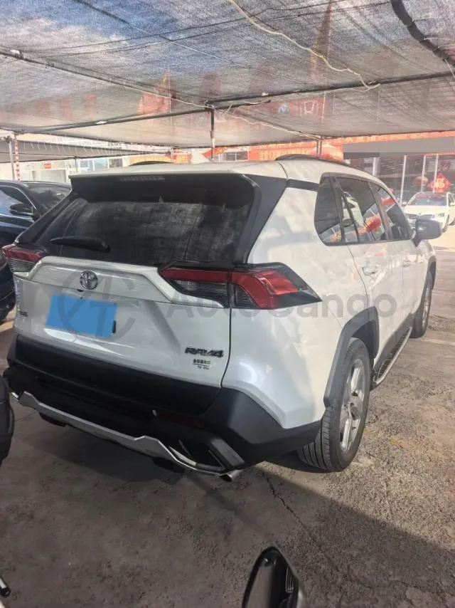 2021 Toyota RAV4 2.0L 171HP L4 CVT,autocango,china used car exporter,china ev exporter,chinese used car exporter,chinese used ev exporter