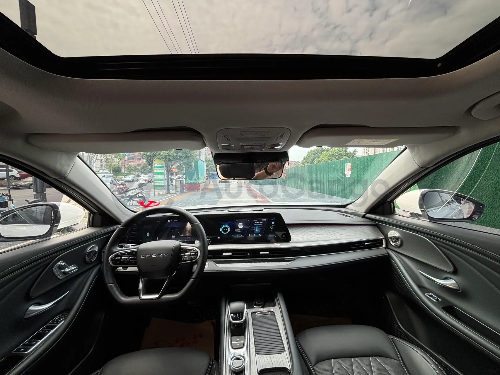 2022 Chery Arrizo 8 1.6T 197HP L4 7DCT,autocango,china used car exporter,china ev exporter,chinese used car exporter,chinese used ev exporter
