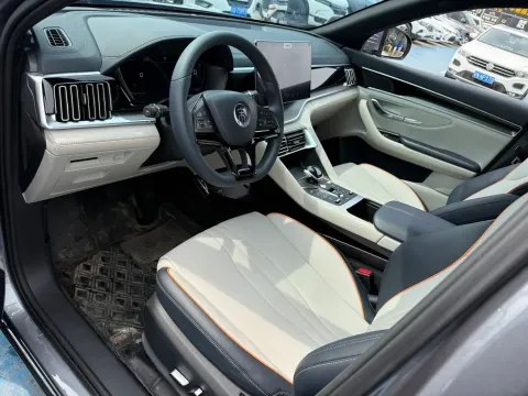 2022 Geely JiaJi 1.5T 177HP L3 7DCT PHEV 15.5KWH