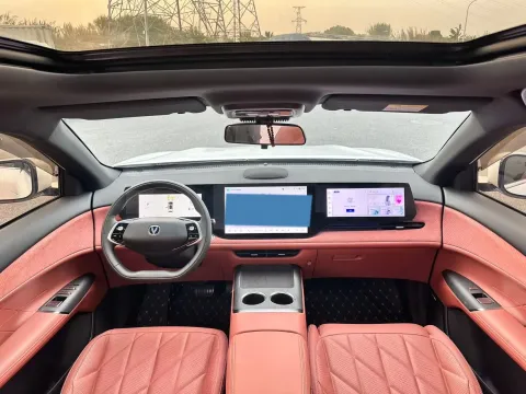 2024 ChangAn CS75 Plus 2.0T 233HP L4 8AT