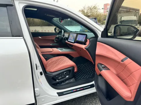 2024 ChangAn CS75 Plus 2.0T 233HP L4 8AT