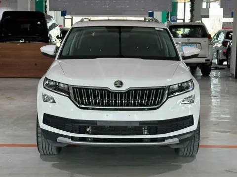 2019 Chevrolet Equinox 2.0T 260HP L4 9AT,autocango,china used car exporter,china ev exporter,chinese used car exporter,chinese used ev exporter