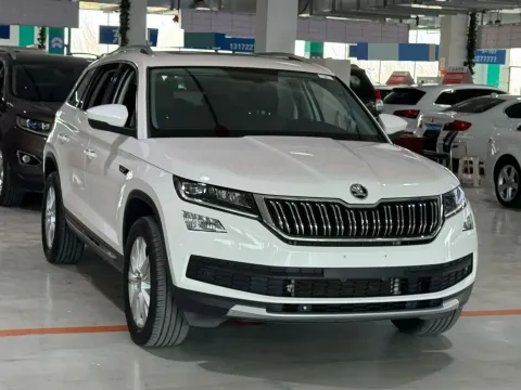 2019 Chevrolet Equinox 2.0T 260HP L4 9AT,autocango,china used car exporter,china ev exporter,chinese used car exporter,chinese used ev exporter
