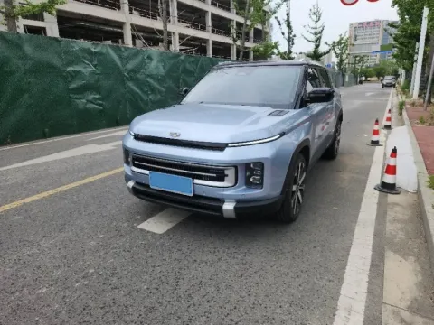 2023 GEELY ICON,autocango,china used car exporter,china ev exporter,chinese used car exporter,chinese used ev exporter