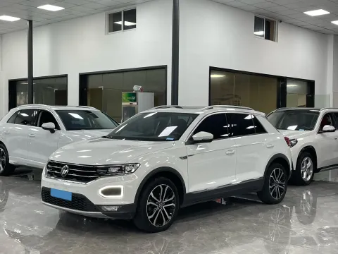 2021 VOLKSWAGEN T-ROC,autocango,china used car exporter,china ev exporter,chinese used car exporter,chinese used ev exporter