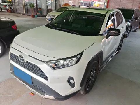 2022 TOYOTA RAV4,autocango,china used car exporter,china ev exporter,chinese used car exporter,chinese used ev exporter