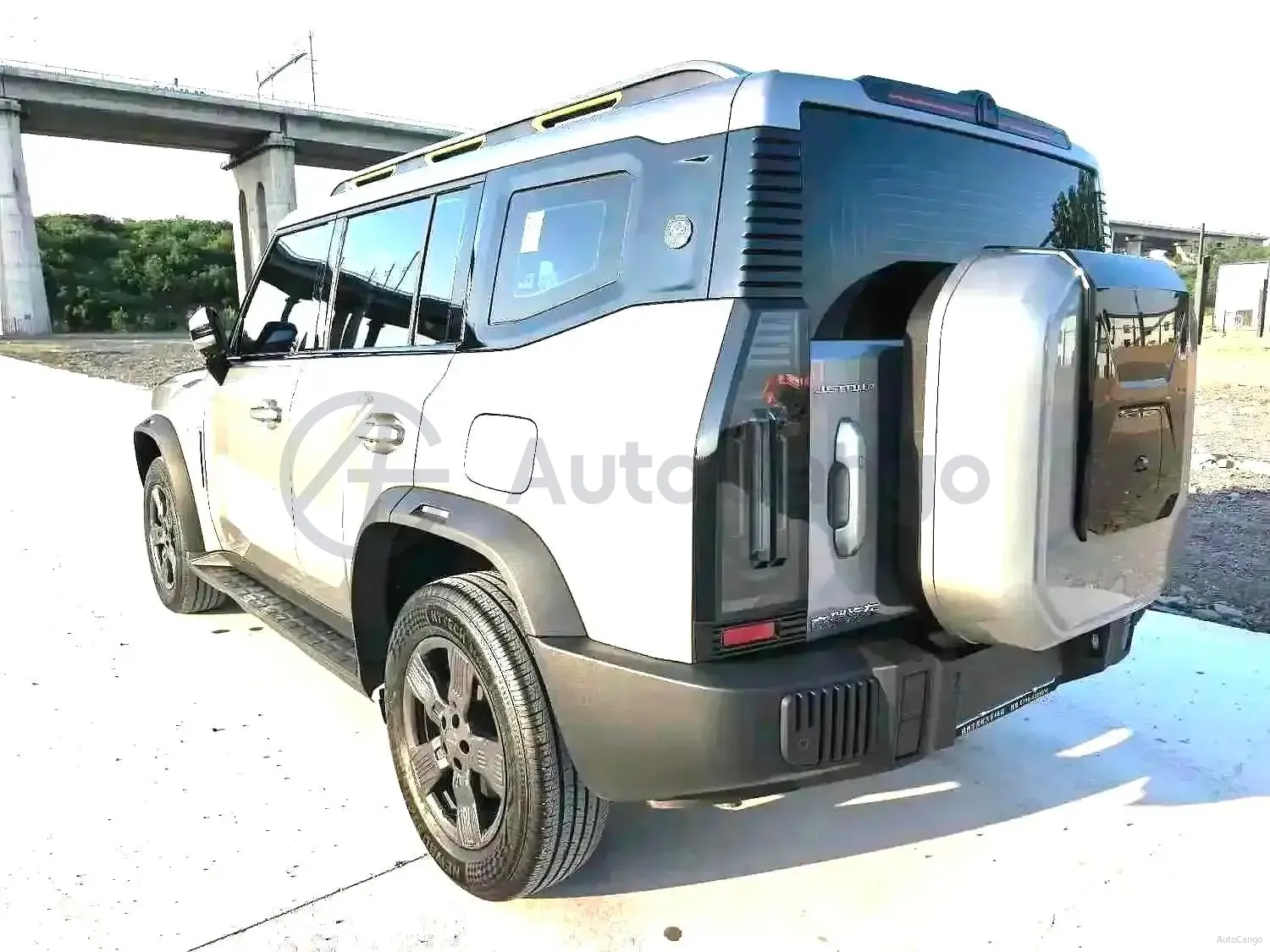 2023 Jetour Traveller 1.5T 184HP L4 7DCT,autocango,china used car exporter,china ev exporter,chinese used car exporter,chinese used ev exporter