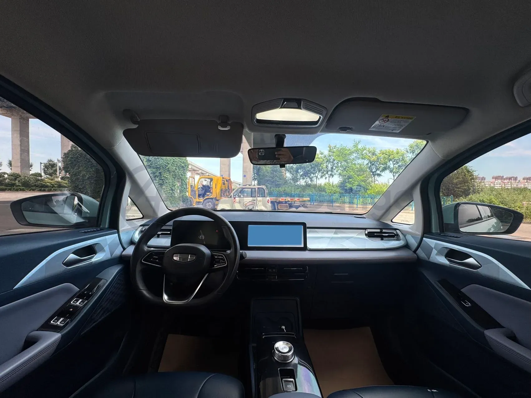 2022 Geometry E BEV 33.5KWH,autocango,china used car exporter,china ev exporter,chinese used car exporter,chinese used ev exporter