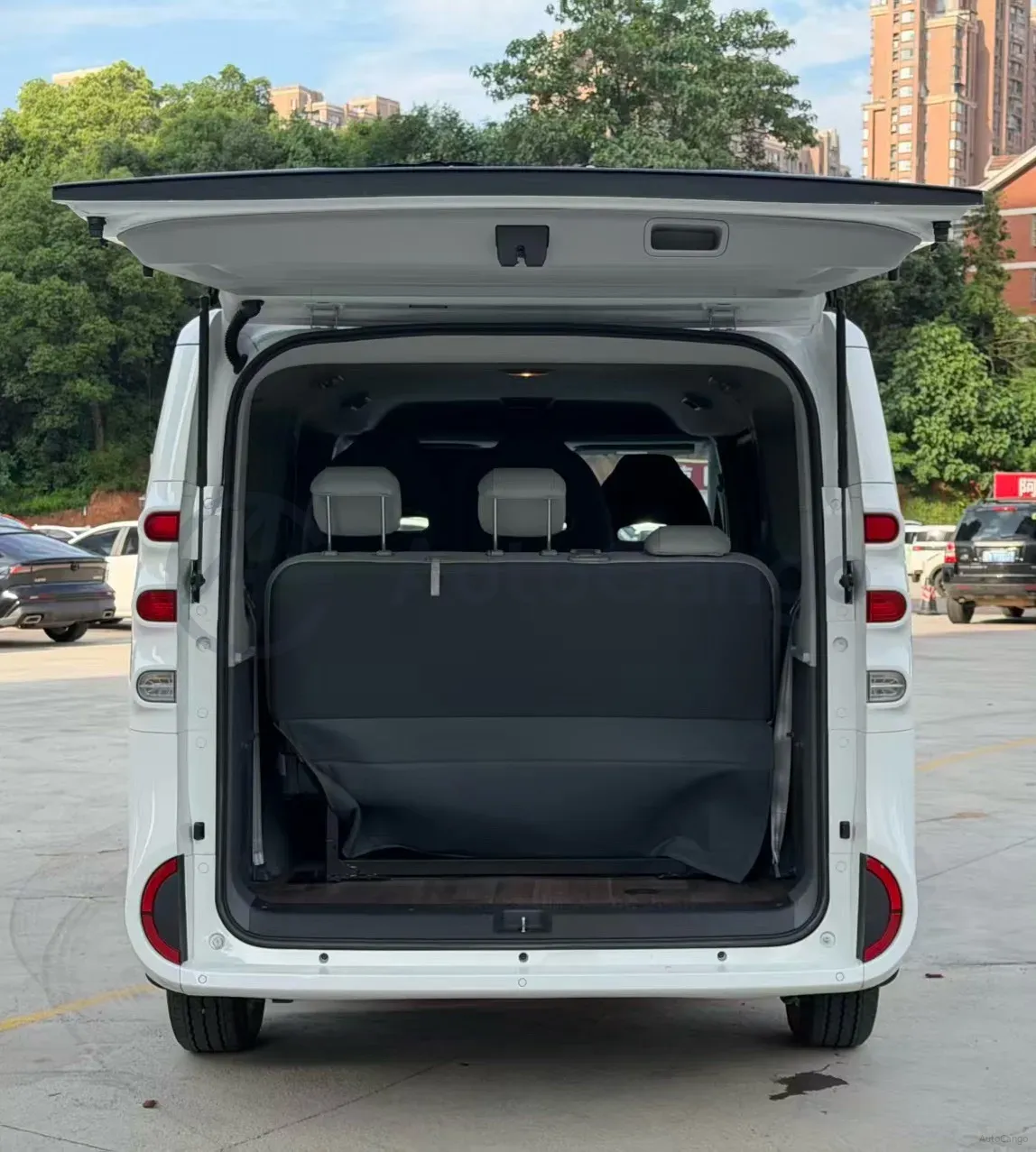 2025 MAXUS DaNa M1 BEV,autocango,china used car exporter,china ev exporter,chinese used car exporter,chinese used ev exporter