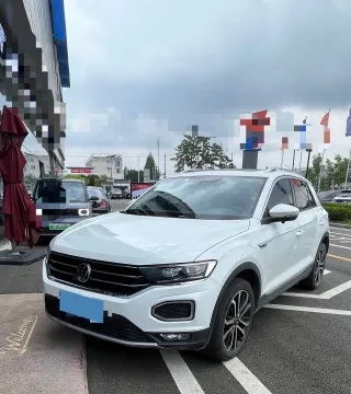 2021 VOLKSWAGEN T-ROC,autocango,china used car exporter,china ev exporter,chinese used car exporter,chinese used ev exporter