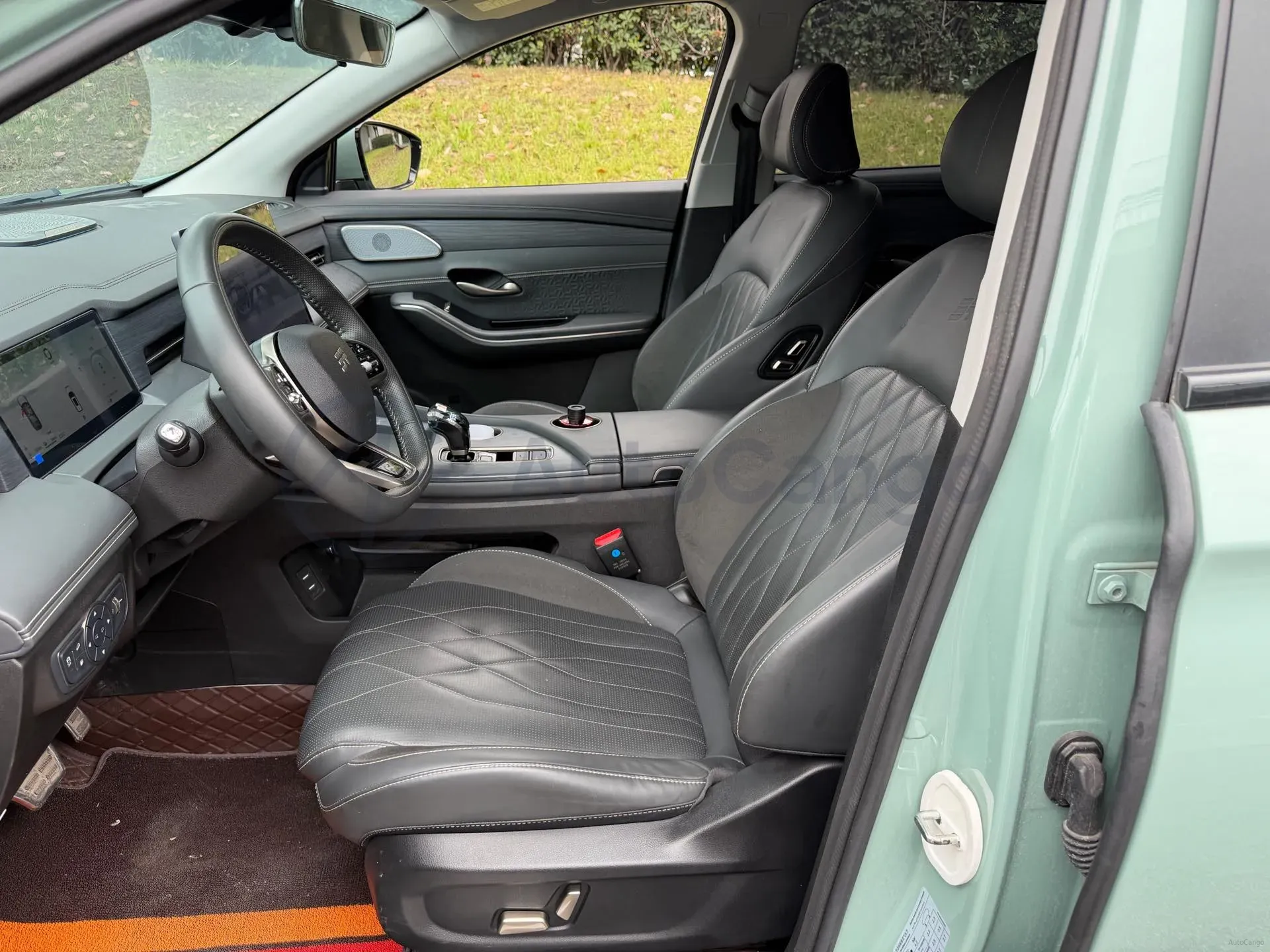2023 Chery Tiggo 9 2.0T 261HP L4 8AT,autocango,china used car exporter,china ev exporter,chinese used car exporter,chinese used ev exporter