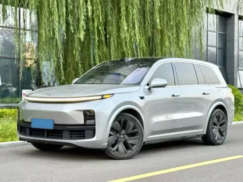 2022 LI L9,autocango,china used car exporter,china ev exporter,chinese used car exporter,chinese used ev exporter