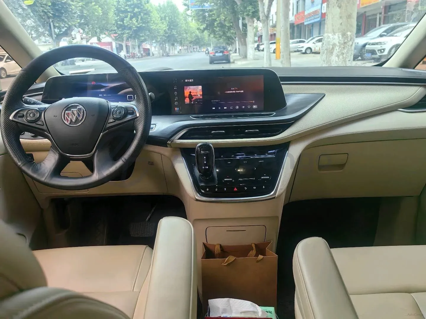 2023 Buick GL8 2.0T 237HP L4 9AT,autocango,china used car exporter,china ev exporter,chinese used car exporter,chinese used ev exporter