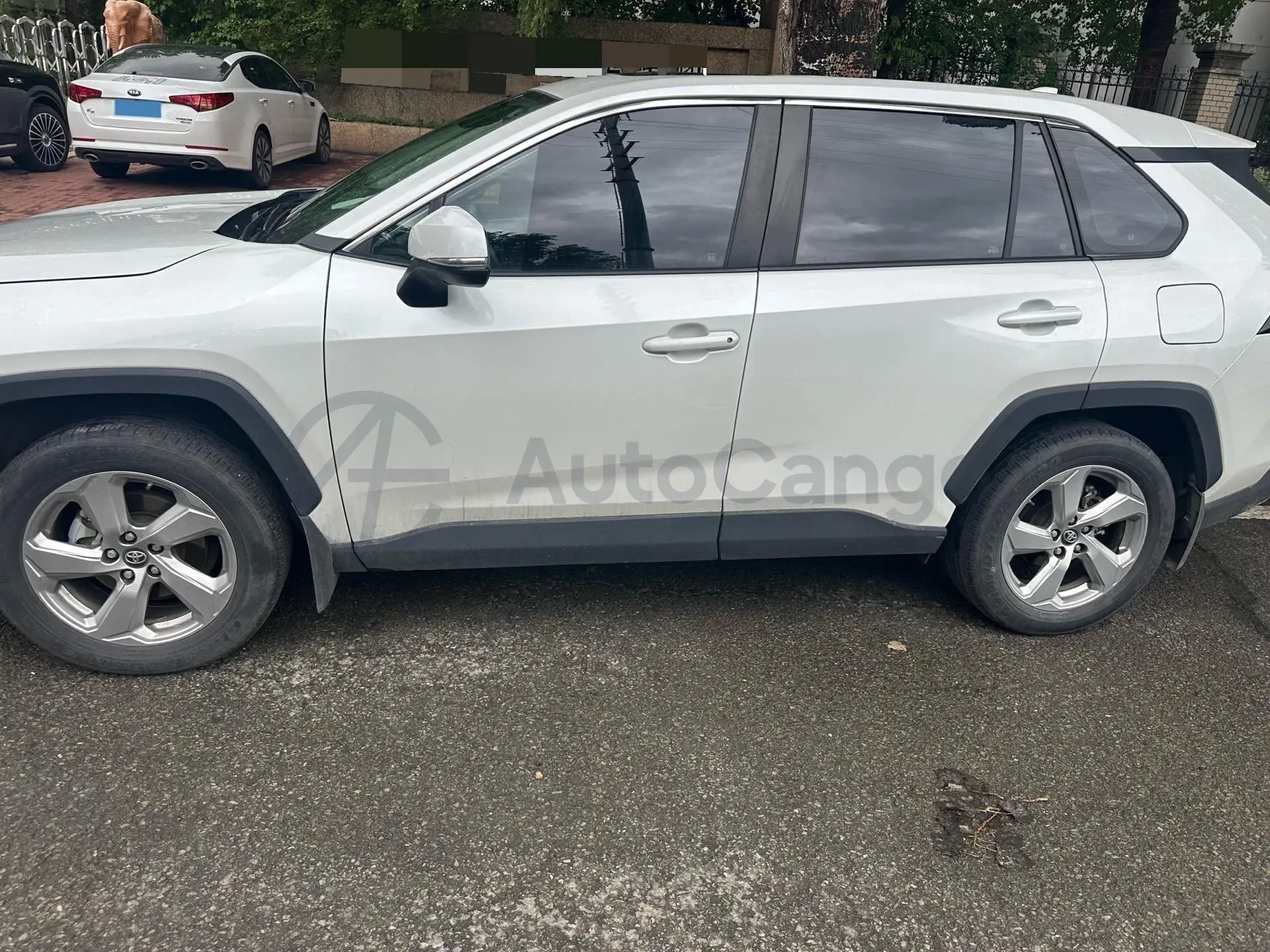 2021 Toyota RAV4 2.0L 171HP L4 CVT,autocango,china used car exporter,china ev exporter,chinese used car exporter,chinese used ev exporter