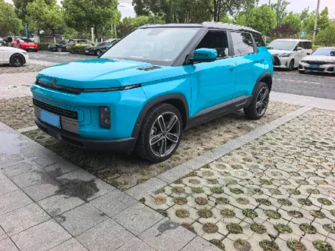 2020 GEELY ICON,autocango,china used car exporter,china ev exporter,chinese used car exporter,chinese used ev exporter