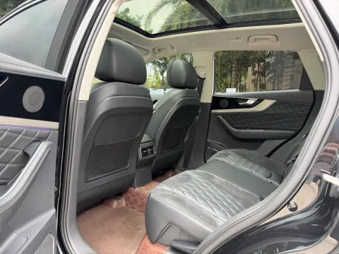 2019 HongQi HS5 2.0T 224HP L4 6AT