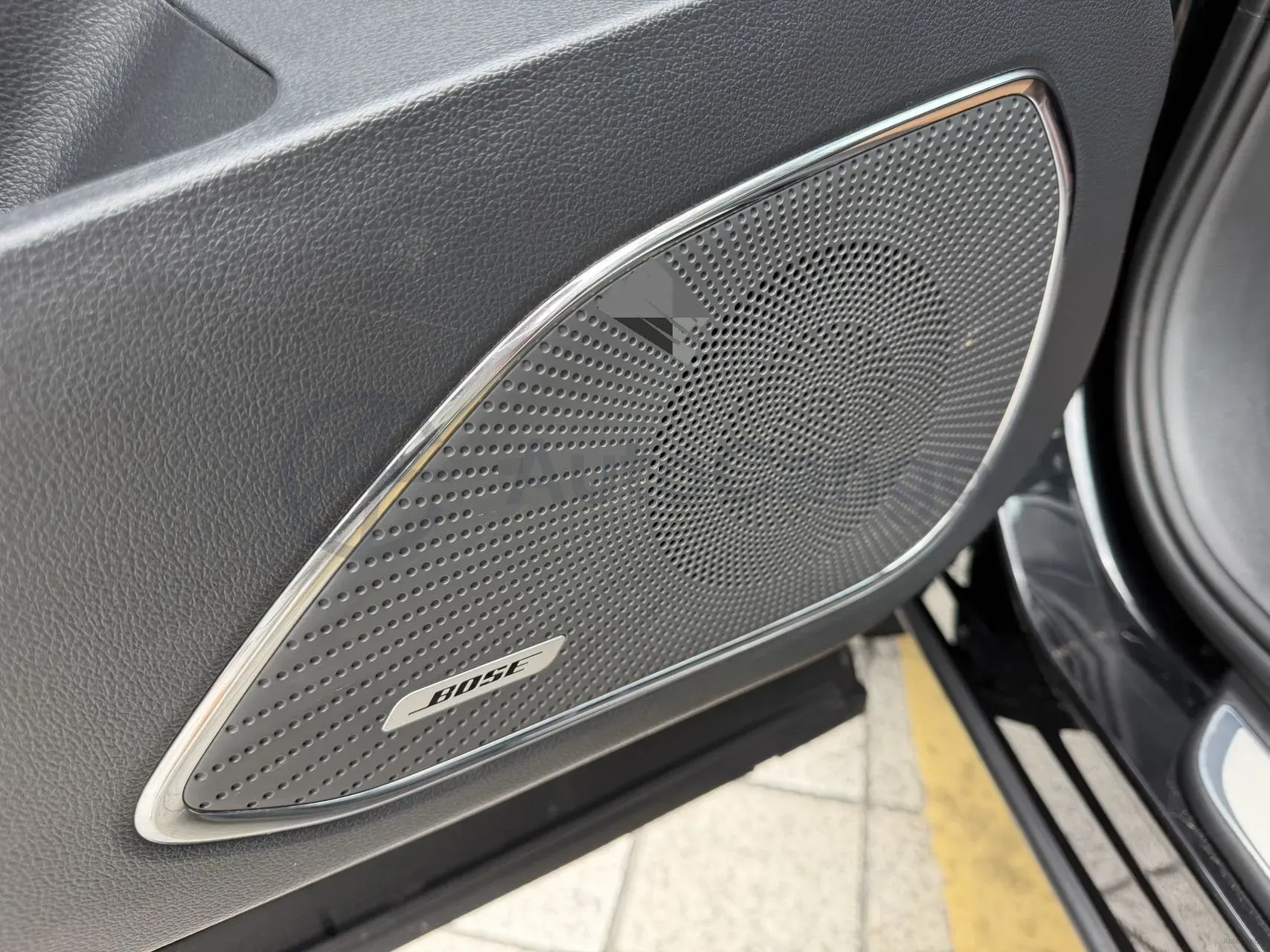 2019 HongQi HS5 2.0T 224HP L4 6AT,autocango,china used car exporter,china ev exporter,chinese used car exporter,chinese used ev exporter