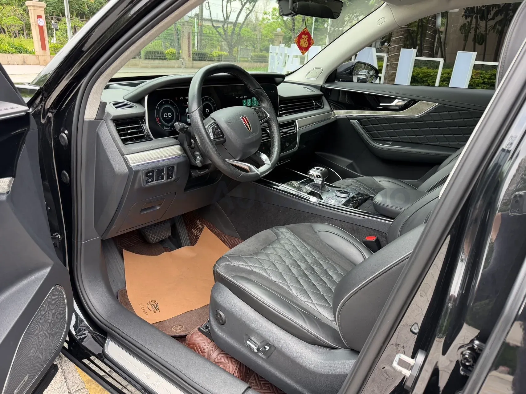 2019 HongQi HS5 2.0T 224HP L4 6AT,autocango,china used car exporter,china ev exporter,chinese used car exporter,chinese used ev exporter