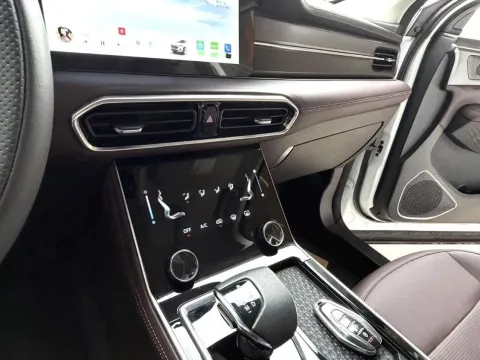 2025 Jetour X90 Plus 1.6T 197HP L4 7DCT