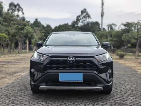 2021 Toyota RAV4 2.0L 171HP L4 CVT,autocango,china used car exporter,china ev exporter,chinese used car exporter,chinese used ev exporter