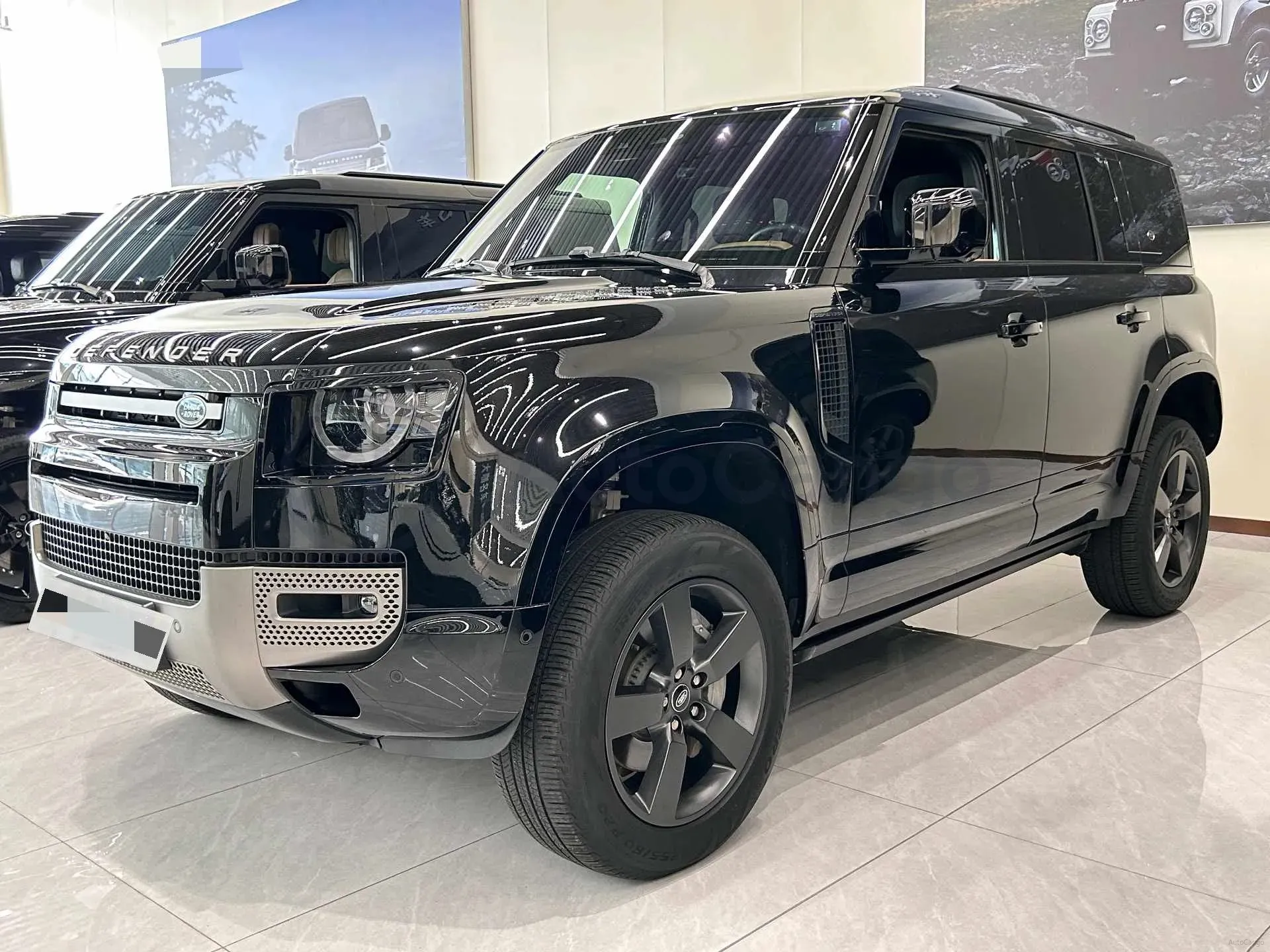 2024 Land Rover Defender 3.0T 400HP L6 8AT,autocango,china used car exporter,china ev exporter,chinese used car exporter,chinese used ev exporter