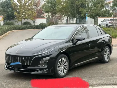 2025 HONGQI E-QM5,autocango,china used car exporter,china ev exporter,chinese used car exporter,chinese used ev exporter