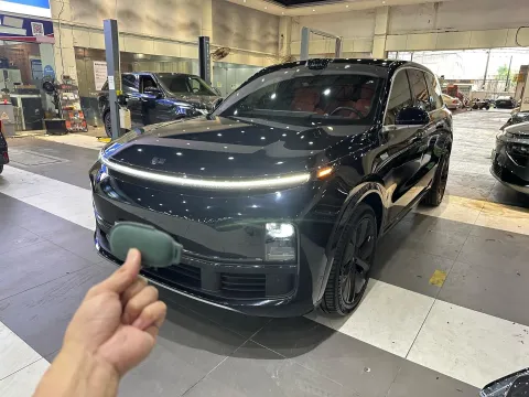 2022 LI L9,autocango,china used car exporter,china ev exporter,chinese used car exporter,chinese used ev exporter