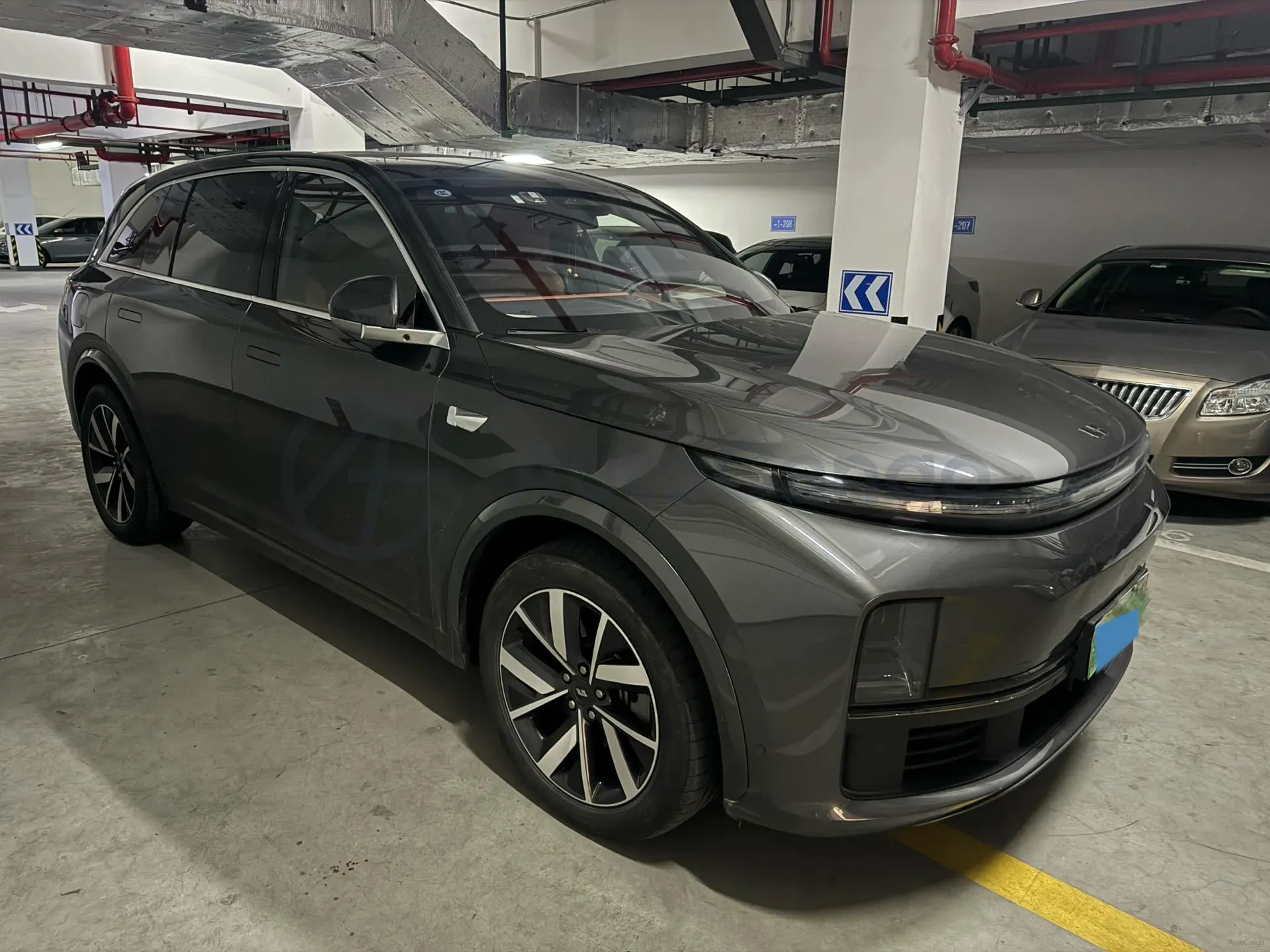 2023 Li L7 Range Extended 154HP REEV 40.9KWH,autocango,china used car exporter,china ev exporter,chinese used car exporter,chinese used ev exporter