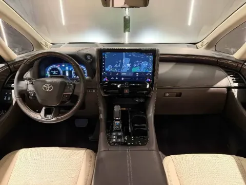 2024 Toyota Alphard 2.5L 190HP L4 E-CVT Hybrid