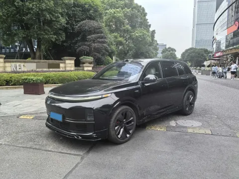 2023 LI L7,autocango,china used car exporter,china ev exporter,chinese used car exporter,chinese used ev exporter