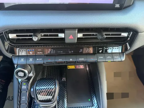 2025 Toyota Land Cruiser Prado 2.4T 282HP L4 8AT Hybrid 5.1KWH