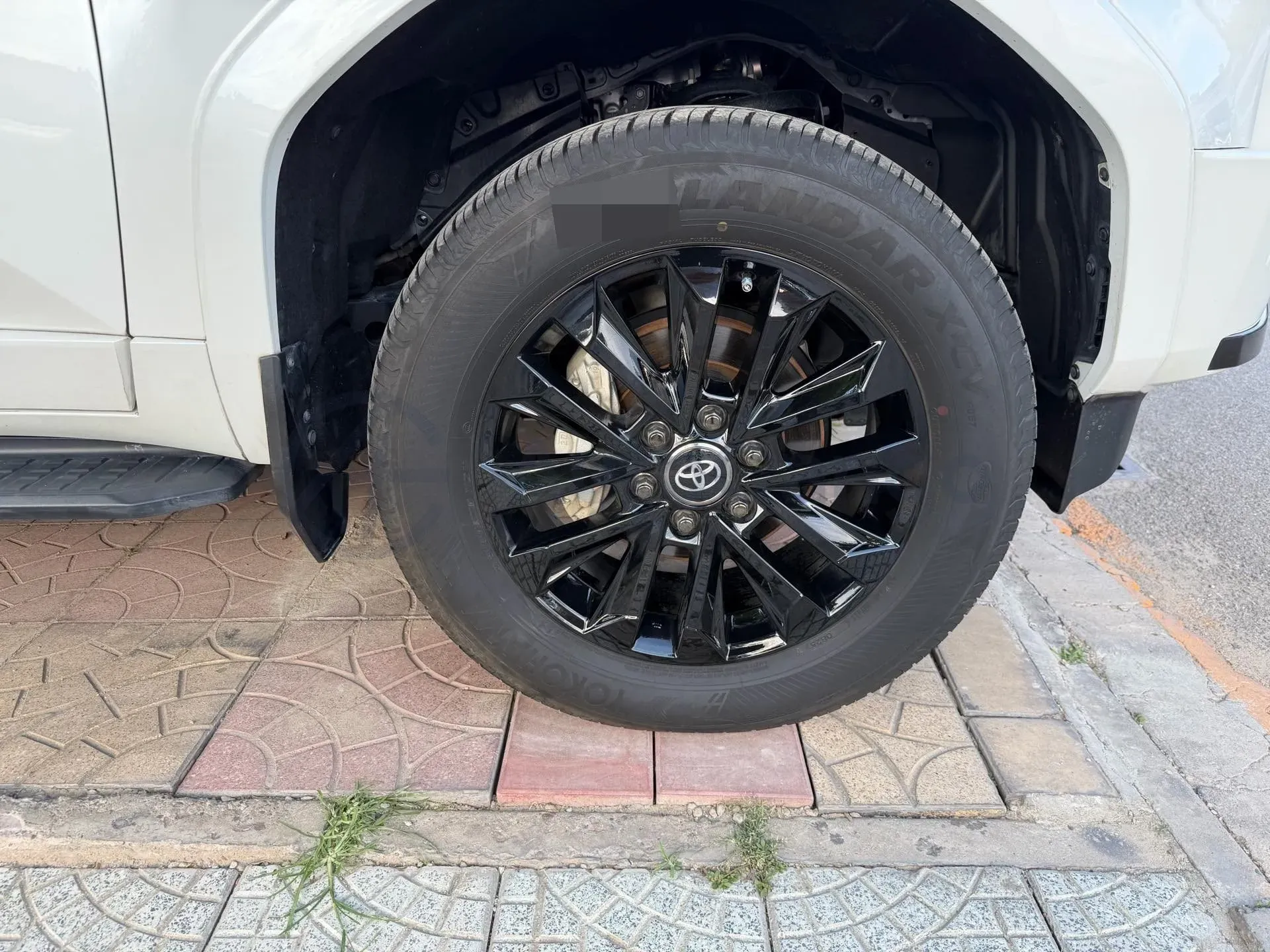 2025 Toyota Land Cruiser Prado 2.4T 282HP L4 8AT Hybrid 5.1KWH,autocango,china used car exporter,china ev exporter,chinese used car exporter,chinese used ev exporter