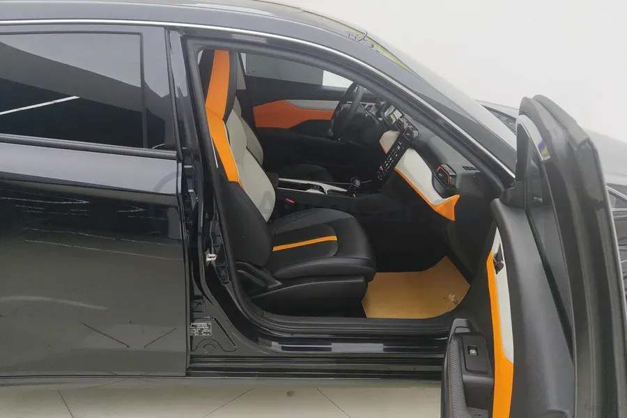 2023 DongFeng Aeolus YiXuan 1.5L 125HP L4 6DCT,autocango,china used car exporter,china ev exporter,chinese used car exporter,chinese used ev exporter