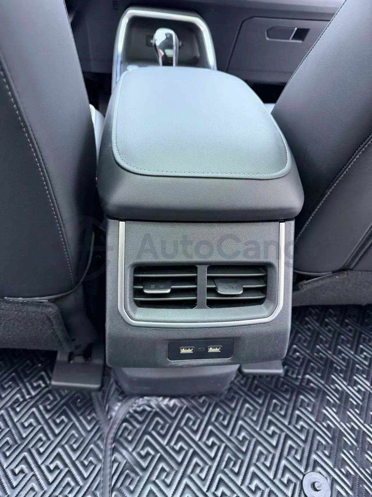 2021 Haval H6 1.5T 150HP L4 7DCT,autocango,china used car exporter,china ev exporter,chinese used car exporter,chinese used ev exporter