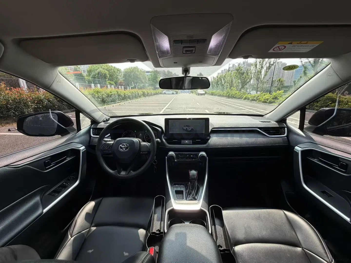 2023 Toyota Wildlander 2.0L 171HP L4 CVT,autocango,china used car exporter,china ev exporter,chinese used car exporter,chinese used ev exporter