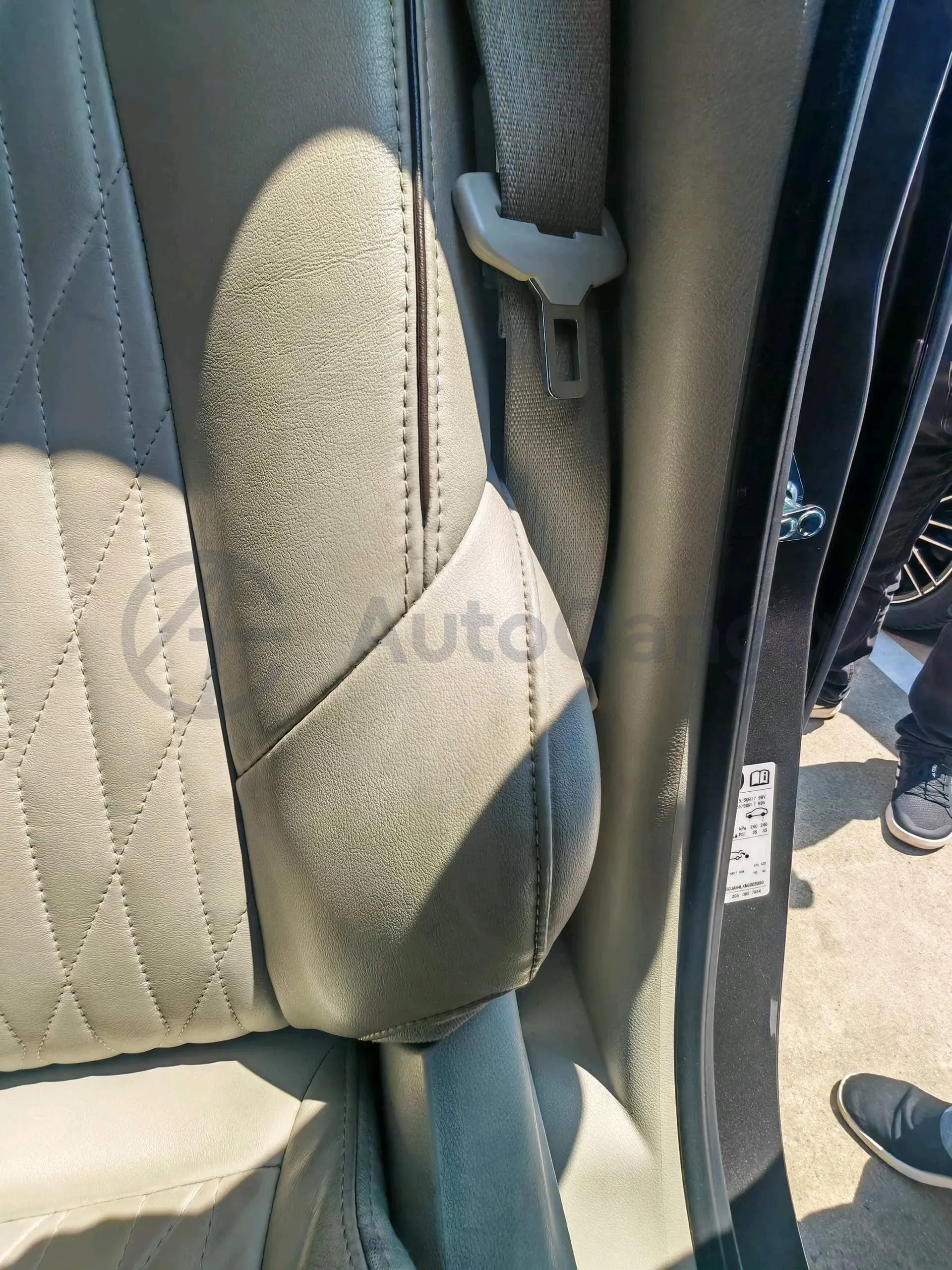 2022 Buick GL8 2.0T 237HP L4 9AT,autocango,china used car exporter,china ev exporter,chinese used car exporter,chinese used ev exporter