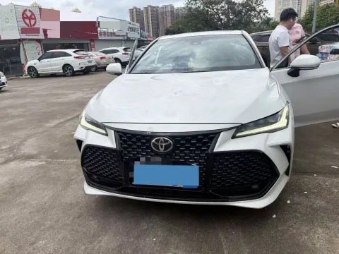 2023 Toyota Avalon 2.0L 177HP L4 CVT,autocango,china used car exporter,china ev exporter,chinese used car exporter,chinese used ev exporter