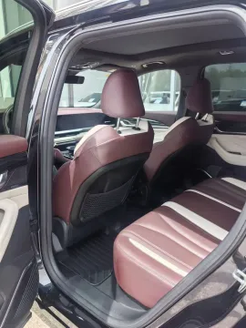 2023 Geely Monjaro 2.0T 238HP L4 8AT