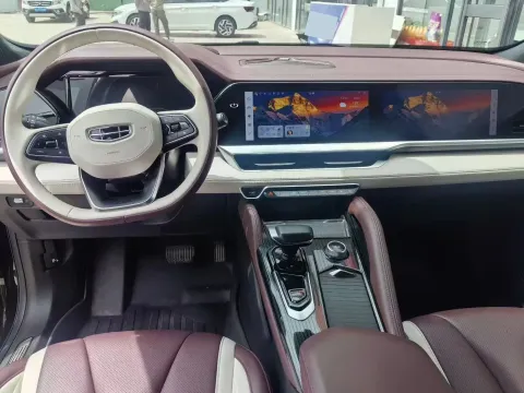 2023 Geely Monjaro 2.0T 238HP L4 8AT