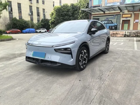 2025 XPENG G7,autocango,china used car exporter,china ev exporter,chinese used car exporter,chinese used ev exporter